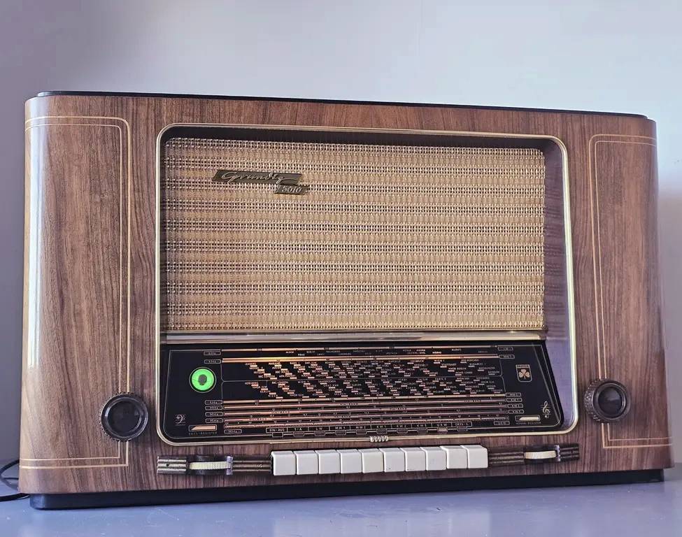 Grundig 5010 — photo 1