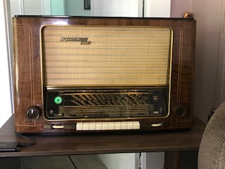 Paul Jackson's GRUNDIG 4010