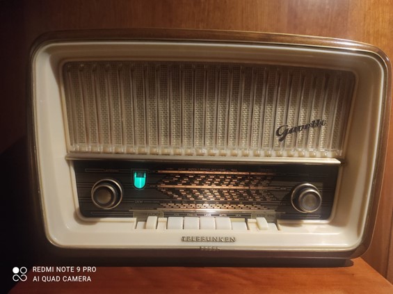 German's TELEFUNKEN GAVOTTE 8