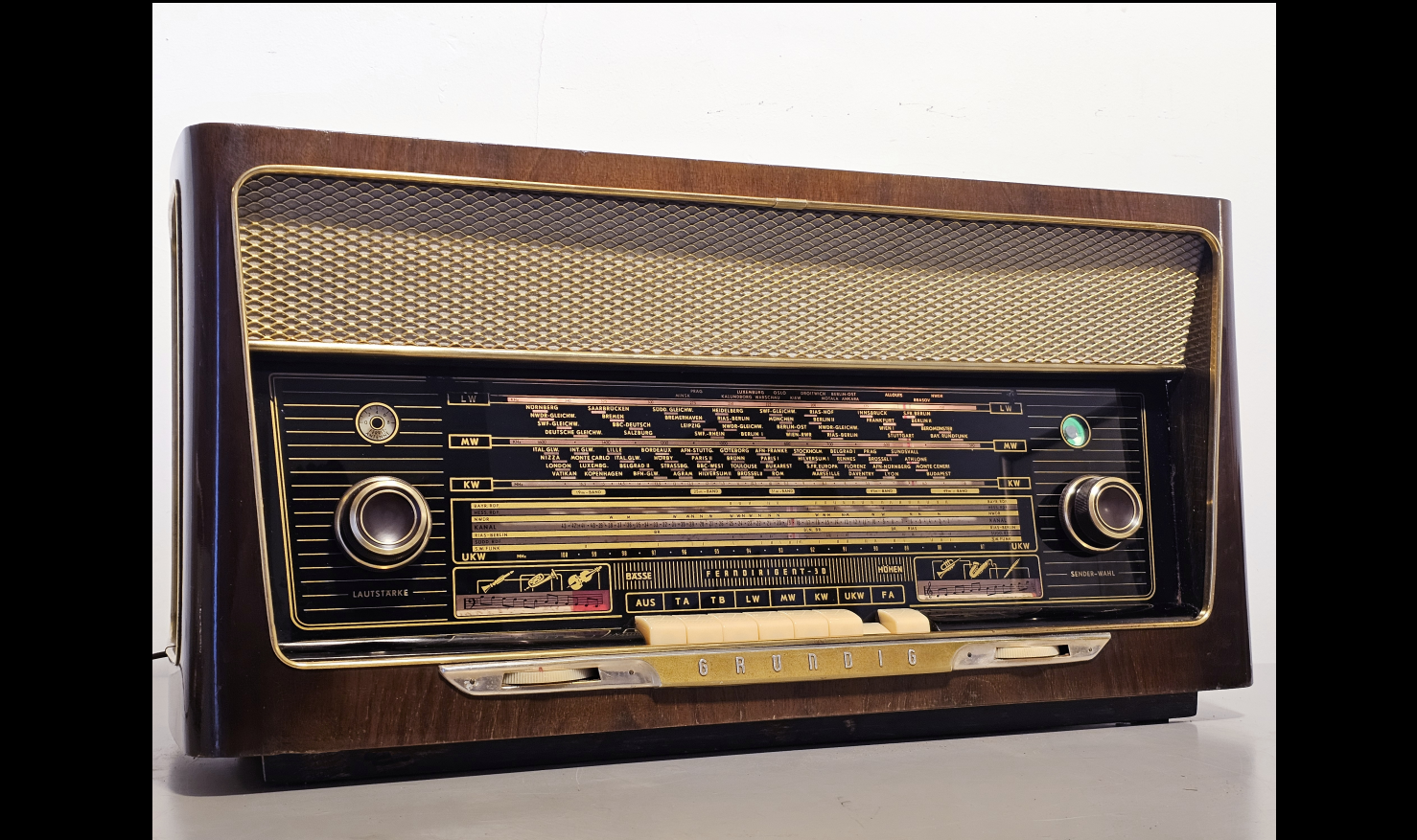 Grundig 3090/56